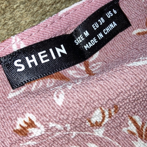 👗Cute summer dress 👗 - Picture 7 of 7